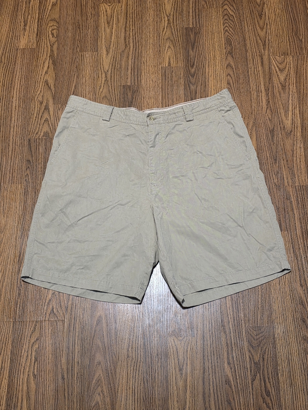 Tommy Bahama Mens Chino Shorts 38 Khaki Tan Flat Front Casual Button Fly Summer